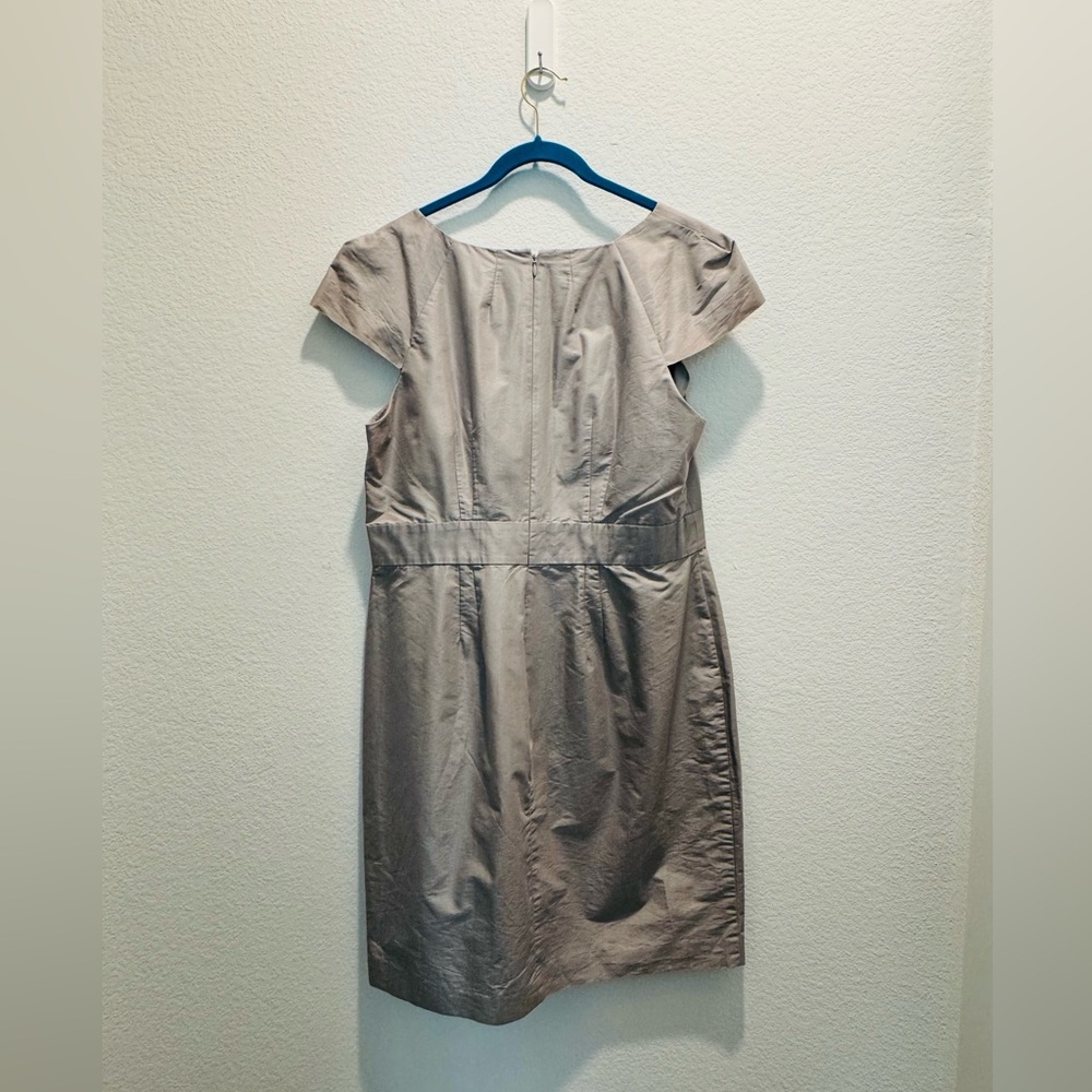 Elegant Gray Cap Sleeve Dress - Picture 3 of 6